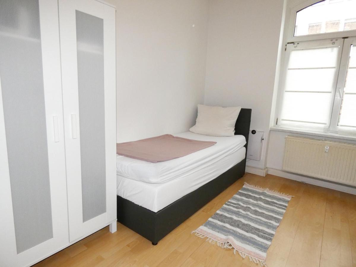 Sunnyhome Monteurwohnungen Und Apartments In แอร์ฟวร์ท ภายนอก รูปภาพ