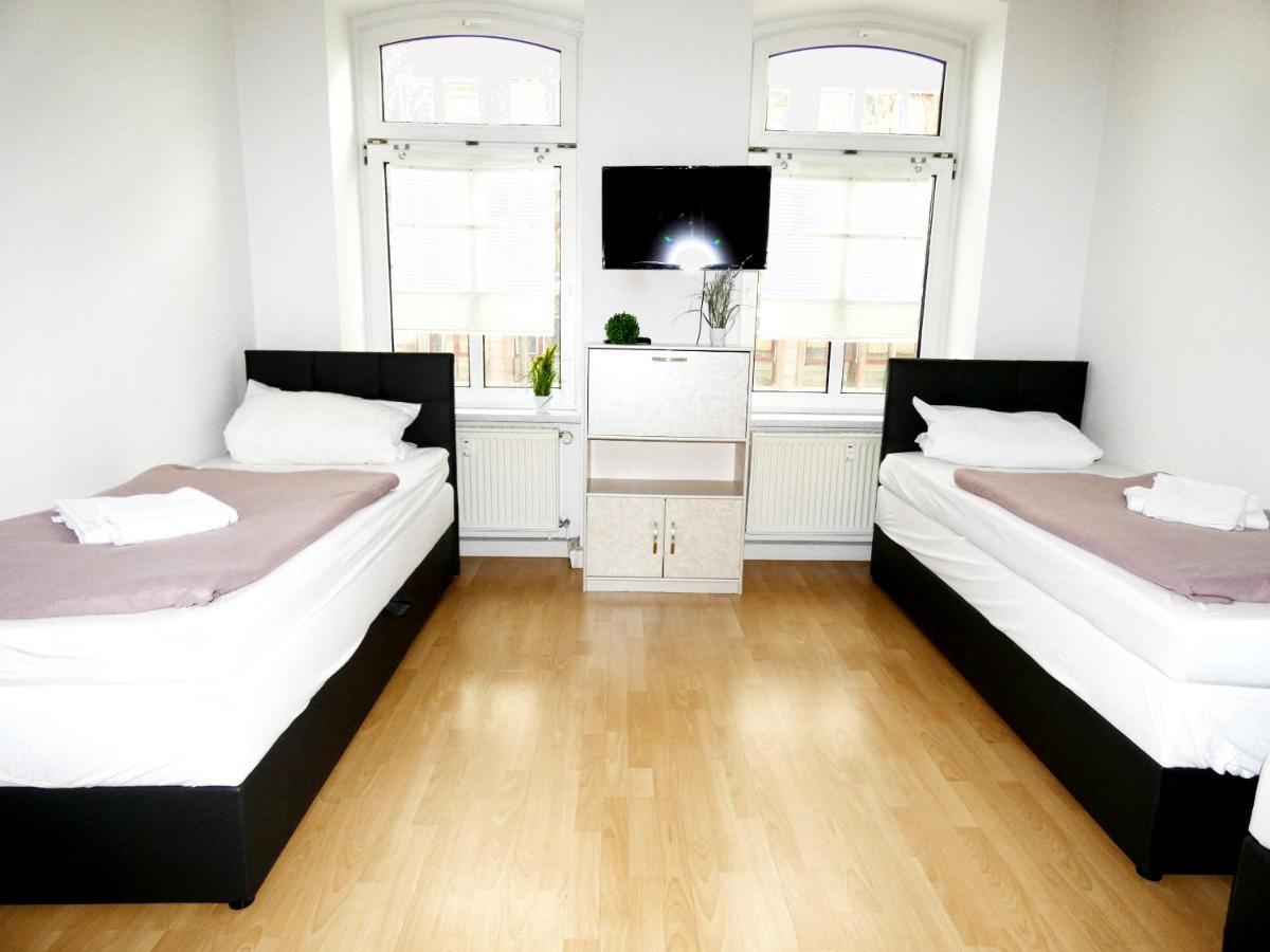 Sunnyhome Monteurwohnungen Und Apartments In แอร์ฟวร์ท ภายนอก รูปภาพ
