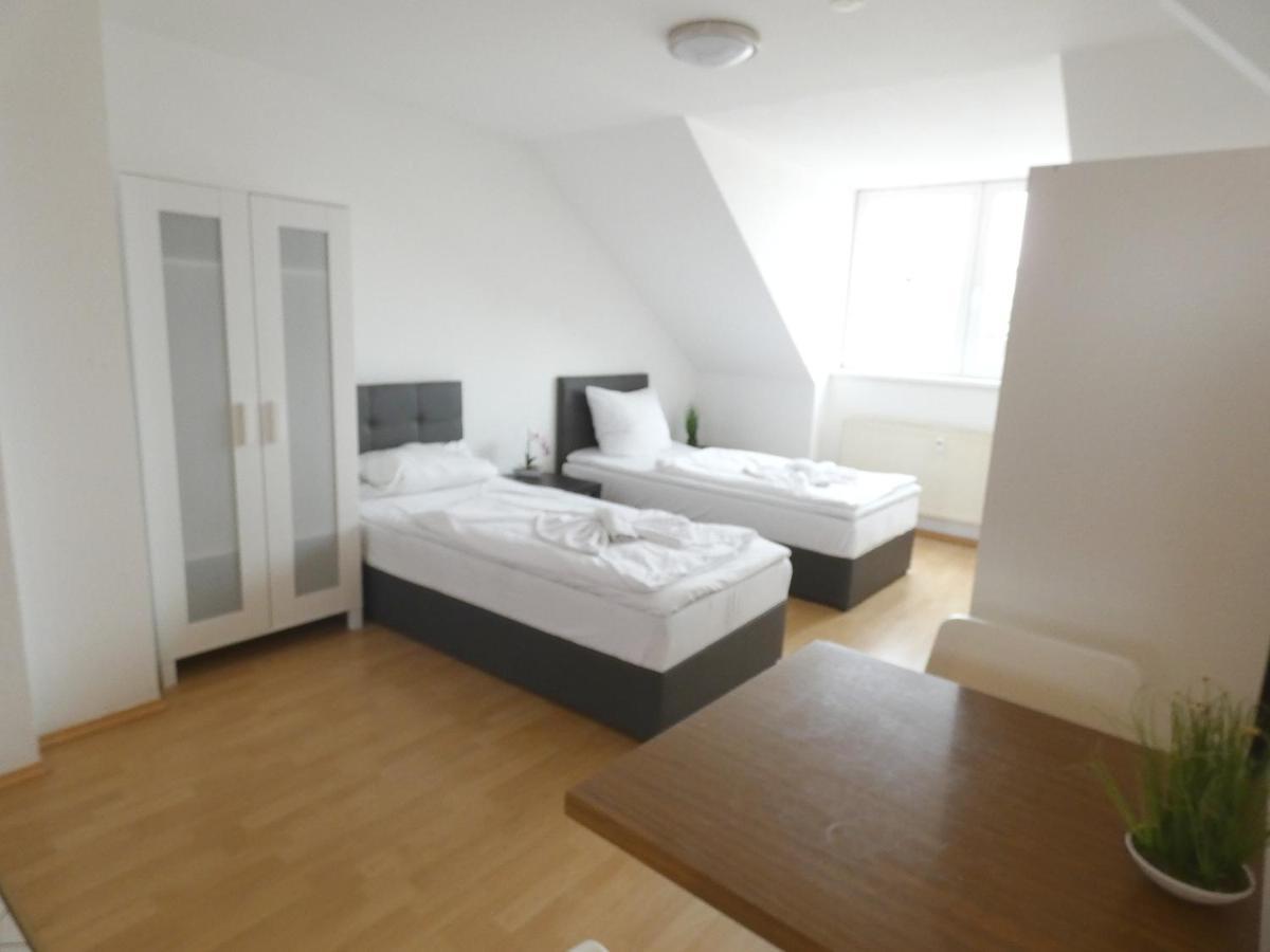 Sunnyhome Monteurwohnungen Und Apartments In แอร์ฟวร์ท ภายนอก รูปภาพ