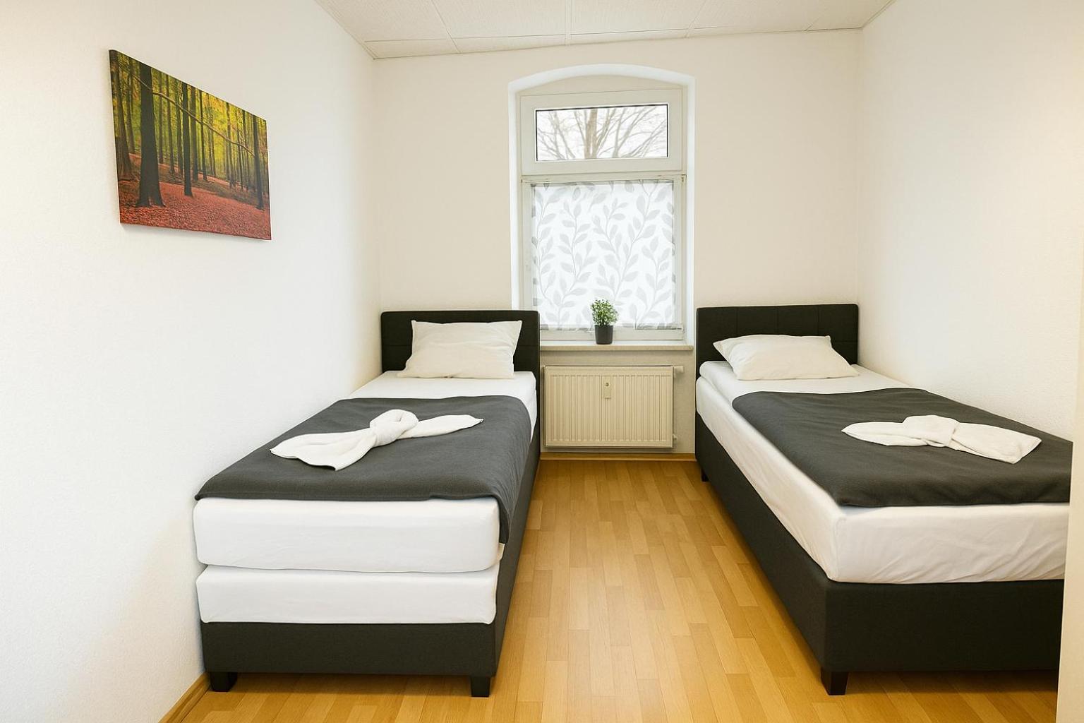 Sunnyhome Monteurwohnungen Und Apartments In แอร์ฟวร์ท ภายนอก รูปภาพ